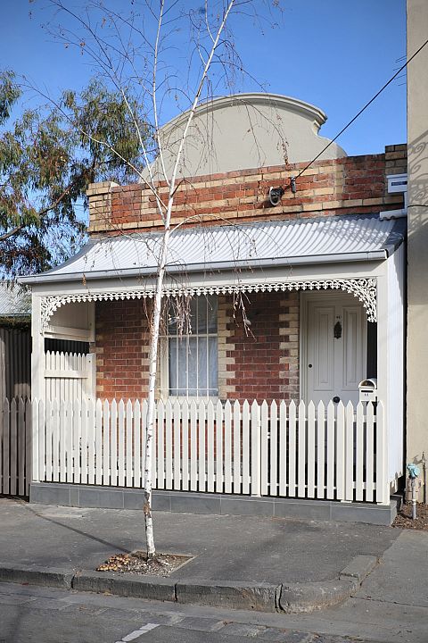 The Cottage Albert Park DSC 6906 b